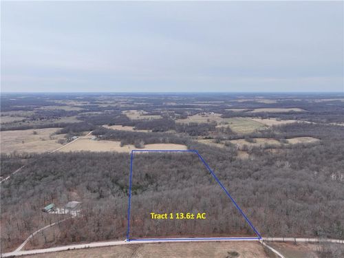 67 N Dade 237, Walnut Grove, MO, 65770-8005 | Card Image