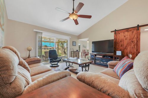 40469 Preston Trl, Palm Desert, CA, 92211-9204 | Card Image