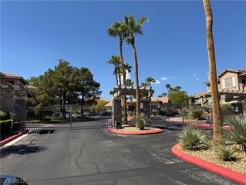 2164-9901 Trailwood Dr, Las Vegas, NV, 89134-5909 | Card Image