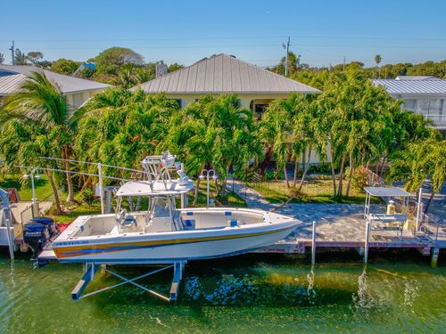 2000 Dolphin Dr, Marathon, FL, 33050-2802 | Card Image