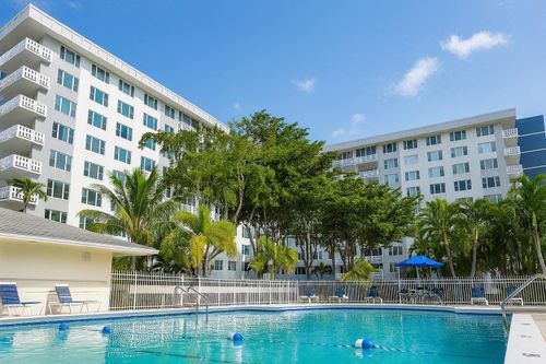 1001-1003-4350 Hillcrest Dr, Hollywood, FL, 33021-7970 | Card Image