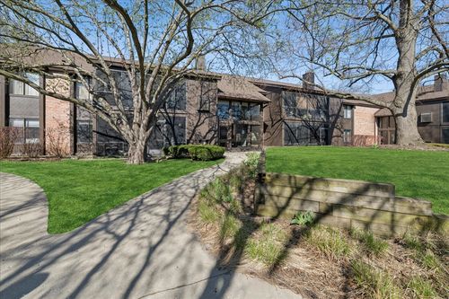 24-720 Saint Andrews Ln, Crystal Lake, IL, 60014-7036 | Card Image