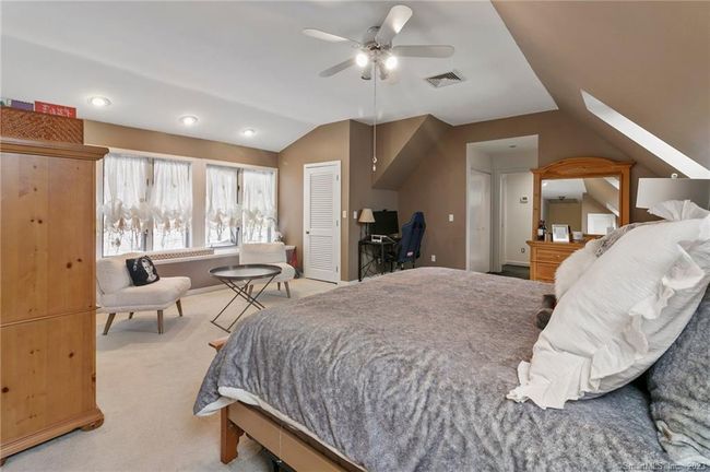 48 Dry Bridge Rd, House other with 5 bedrooms, 4 bathrooms and 5 parking in Canton CT | Image 23