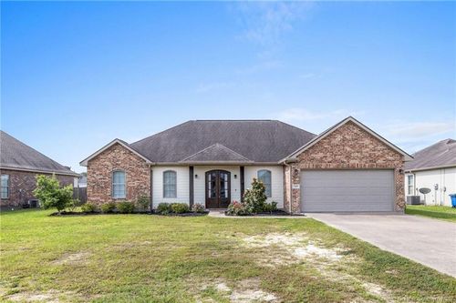 1463 Trisha Ct, Lake Charles, LA, 70611-4258 | Card Image