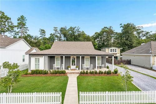 1533 Darlington St, Covington, LA, 70433-6042 | Card Image