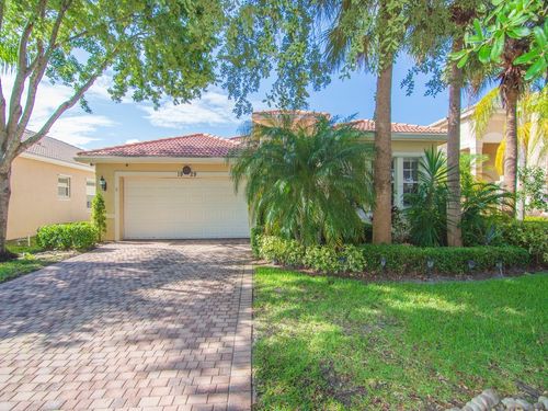 1929 Grey Falcon Cir, Vero Beach, FL, 32962-8609 | Card Image