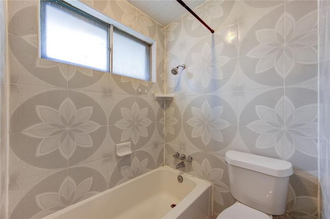 11222 Langdon Ln, House other with 4 bedrooms, 2 bathrooms and null parking in Houston TX | Image 38