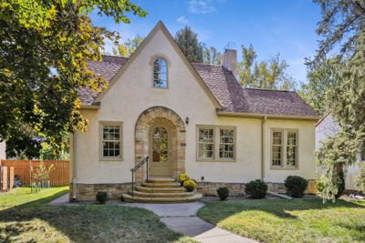 Absolutely CLASSIC BRYN MAWR.... such a handsome home on a fabulous street. ... Fall in LOVE this weekend. | Image 1