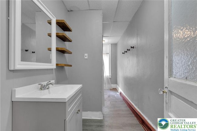 409 - 409 W Broad St, Condo with 12 bedrooms, 8 bathrooms and 9 parking in Tamaqua PA | Image 17