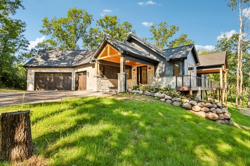 6595 Bridlewood Ct, Lake Geneva, WI, 53147-5511 | Card Image