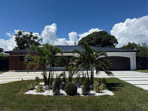 5561 Ne 28th Ave, Fort Lauderdale, FL, 33308-3443 | Card Image