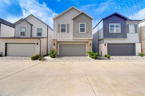 8411 Arden Valley Ln, Houston, TX, 77063-1478 | Card Image