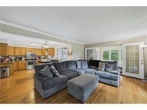 4400 Churchill St, Shoreview, MN, 55126-2221 | Card Image