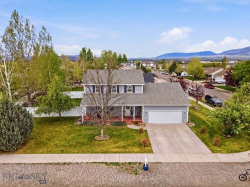801 Dimaggio Dr, Belgrade, MT, 59714-8303 | Card Image