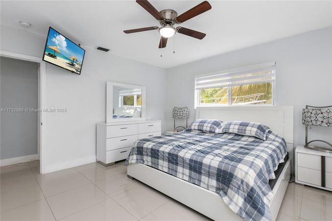 9485 Thanksgiving Dr, House other with 4 bedrooms, 3 bathrooms and null parking in Cutler Bay FL | Image 16