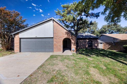 3808 Sugar Ridge Road, Fort Worth, TX, 76133 | Card Image