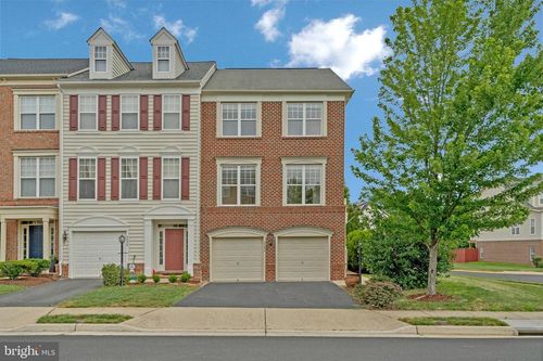 43238 Highgrove Ter, BROADLANDS, VA, 20148-5319 | Card Image