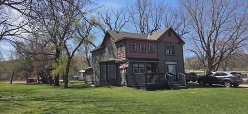 214 Front St E, Redwood Falls, MN, 56283-3028 | Card Image