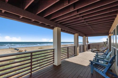 21502 Kennedy Dr, Galveston, TX, 77554 | Card Image