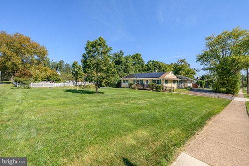 2176 Pennington Rd, EWING, NJ, 08638-1436 | Card Image