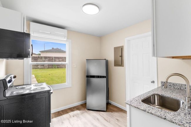 3632 Manslick Rd, Condo with 0 bedrooms, 0 bathrooms and null parking in Louisville KY | Image 9