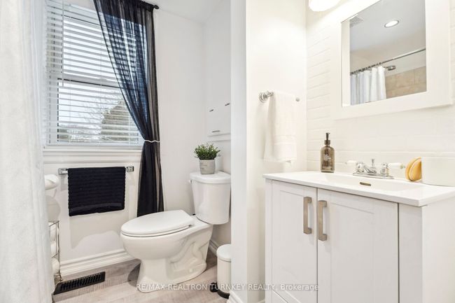 10 Dafoe St, House other with 4 bedrooms, 3 bathrooms and 10 parking in Zephyr ON | Image 29