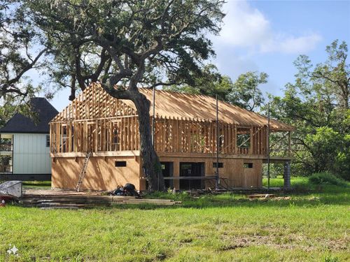 375 Horse Shoe Trl, Angleton, TX, 77515-8028 | Card Image