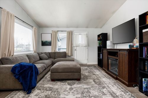 g201-730 Se 8th Ave, Oak Harbor, WA, 98277-4765 | Card Image