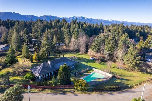 160 Kopina Dr, Bowser, BC, V0R1G0 | Card Image