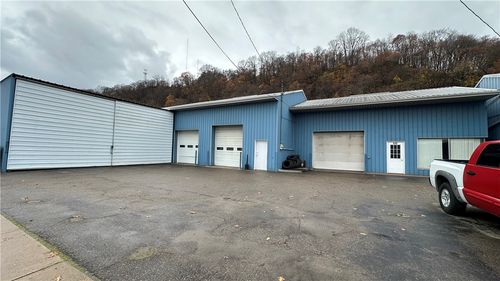 535 Freeport Rd, Creighton, PA, 15030-1026 | Card Image