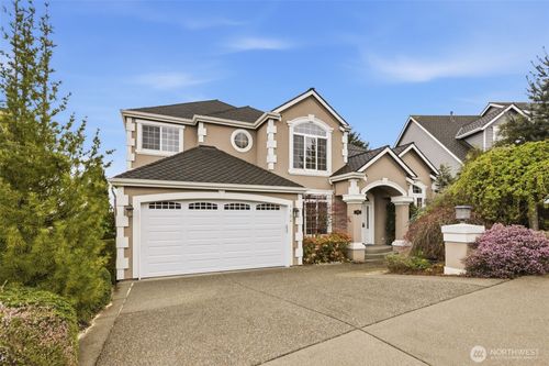 1104 V St Nw, Auburn, WA, 98001-3857 | Card Image