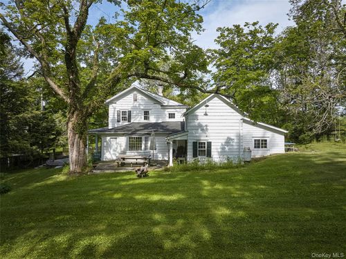 2498 Salt Point Tpke, Clinton Corners, NY, 12514-2315 | Card Image