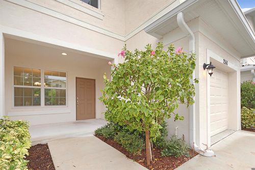 2550 Nw Treviso Cir, Port St. Lucie, FL, 34986-6304 | Card Image