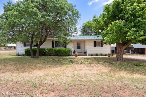 801 4th Street, Smyer, TX, 79367 | Card Image