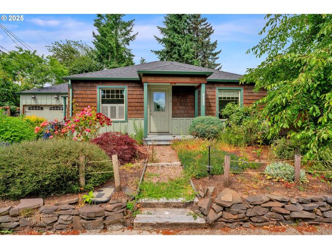 1710 Norkenzie Rd, House other with 3 bedrooms, 2 bathrooms and 1 parking in Eugene OR | Image 4