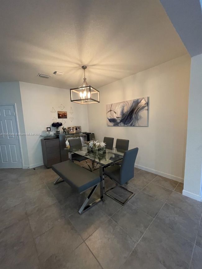 0 - 3409 W 104th Ter, Condo with 4 bedrooms, 3 bathrooms and null parking in Hialeah FL | Image 9
