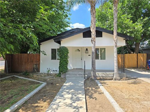 4211 E Grant Ave, Fresno, CA, 93702-2327 | Card Image