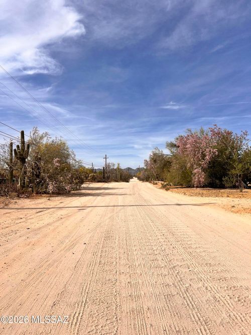 8751 N Burke Drive, Tucson, AZ, 85742 | Card Image