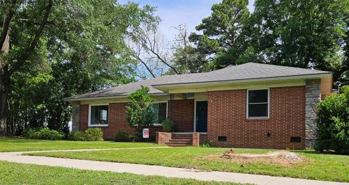 401 E Church St, Morrilton, AR, 72110-3513 | Card Image