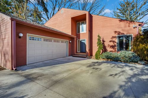 2900 Virginia Pl, Des Moines, IA, 50321-1534 | Card Image