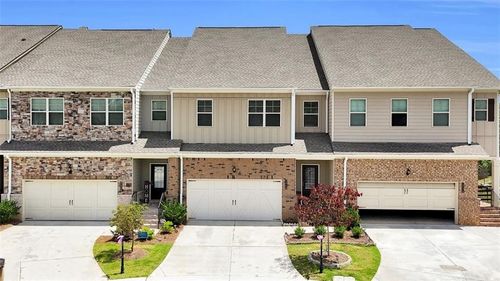 2340 Manor Pointe Dr, Cumming, GA, 30041-4438 | Card Image