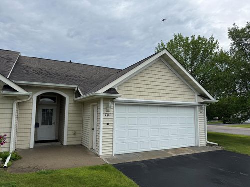 701 Vista Way Nw, Bemidji, MN, 56601-2239 | Card Image