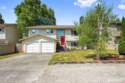 6201 98th St Ne, Marysville, WA, 98270-2437 | Card Image