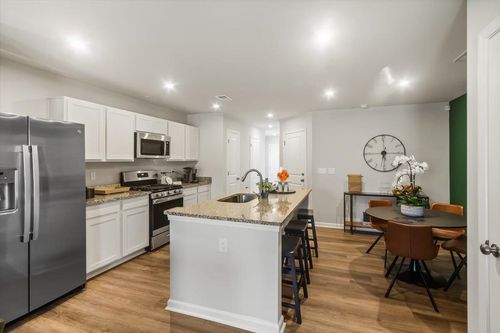 1285 Forestbrook Ln, Spartanburg, SC, 29303-6356 | Card Image