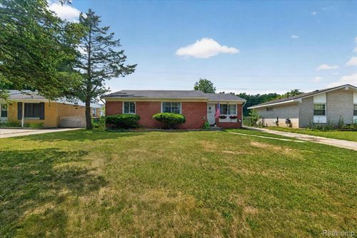 10660 Jackson St, Van Buren Twp, MI, 48111-3429 | Card Image