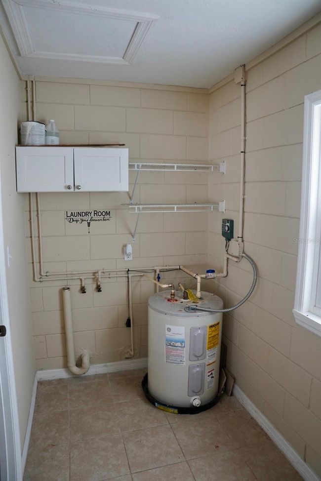 74 Garrison Ln, House other with 3 bedrooms, 2 bathrooms and null parking in FROSTPROOF FL | Image 13