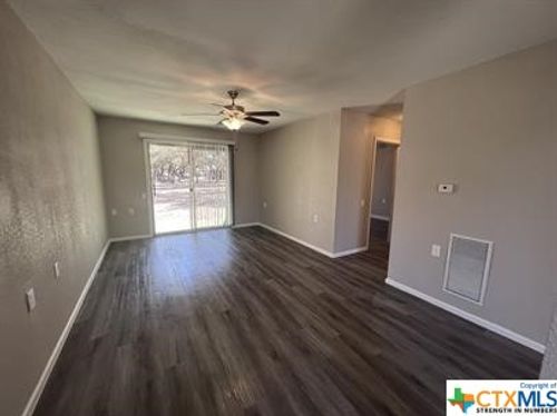 apt-f1-200 Twin Mountain Rd, Wimberley, TX, 78676-5042 | Card Image