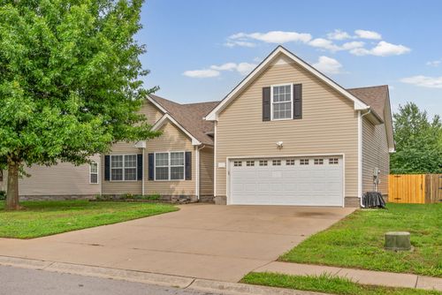 3755 Cindy Jo Dr, Clarksville, TN, 37040-2504 | Card Image