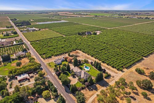 1289-1351 Mettler Rd, Lodi, CA, 95242-9343 | Card Image