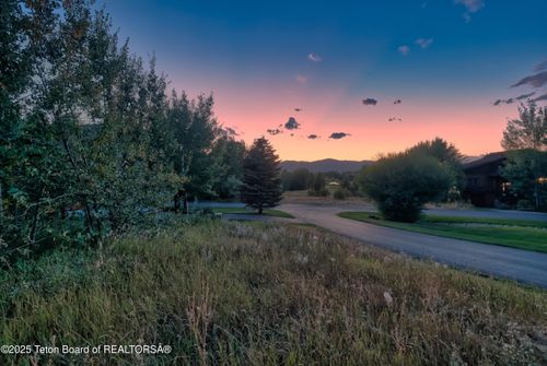 31 Bannock Cir, Victor, ID, 83455-1279 | Card Image